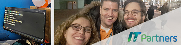 IT Partners; Messestand, Selfie mit 3 lächelnden Personen