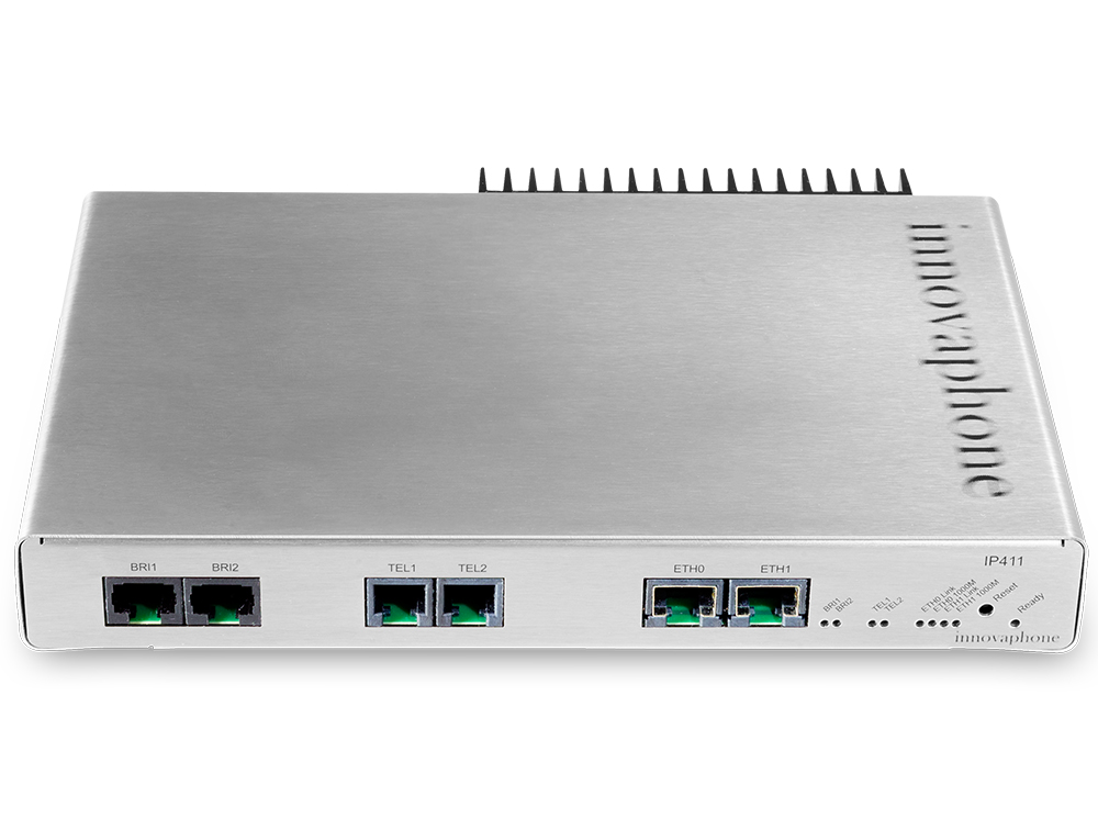 innovaphone IP411: VoIP gateway with two BRI and two FXS interfaces, front view