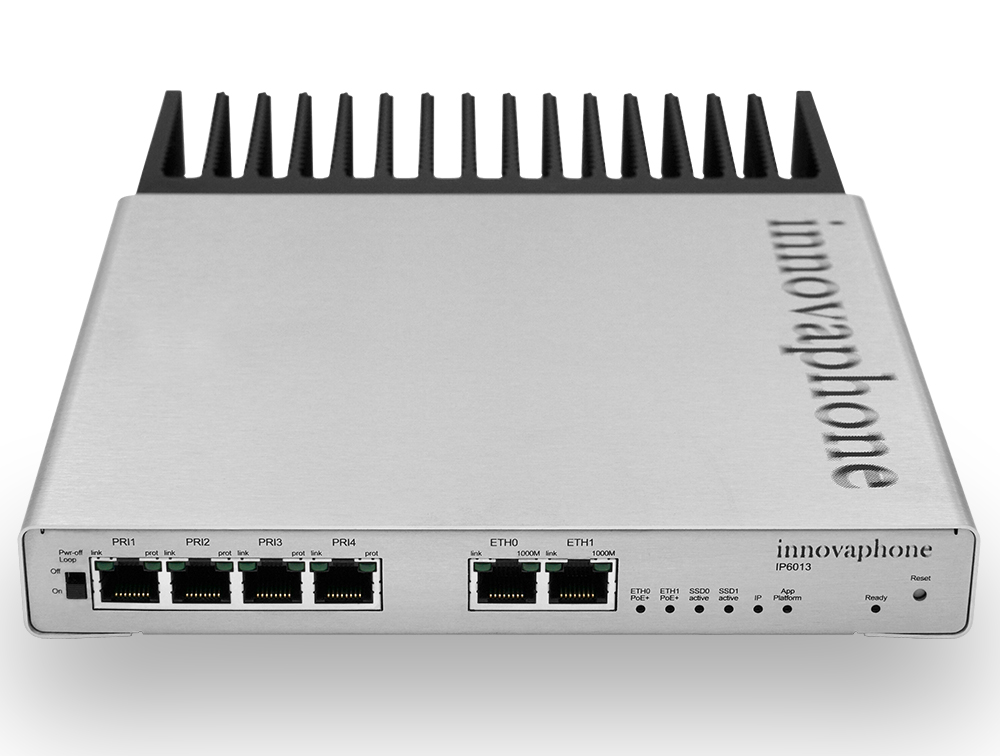innovaphone IP6013: VoIP gateway with up to 240 SIP channels and 60 ISDN trunk channels and 60 software-based conference channels, front view